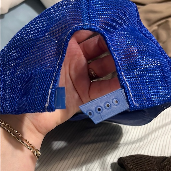 Blue Chicago Cubs Trucker Hat - Picture 3 of 5